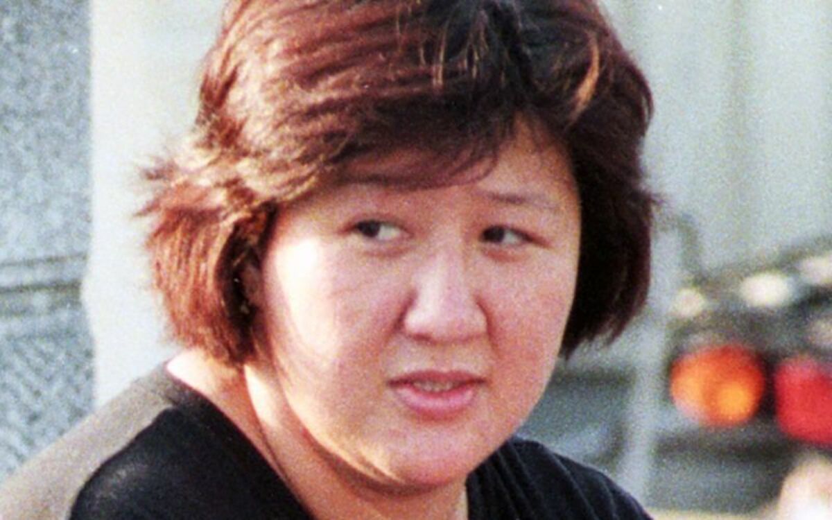 全身に多数のアザ 歩けないほど衰弱 林眞須美 長女 と 継父 に虐待死させられた16歳娘の 苦界 文春オンライン