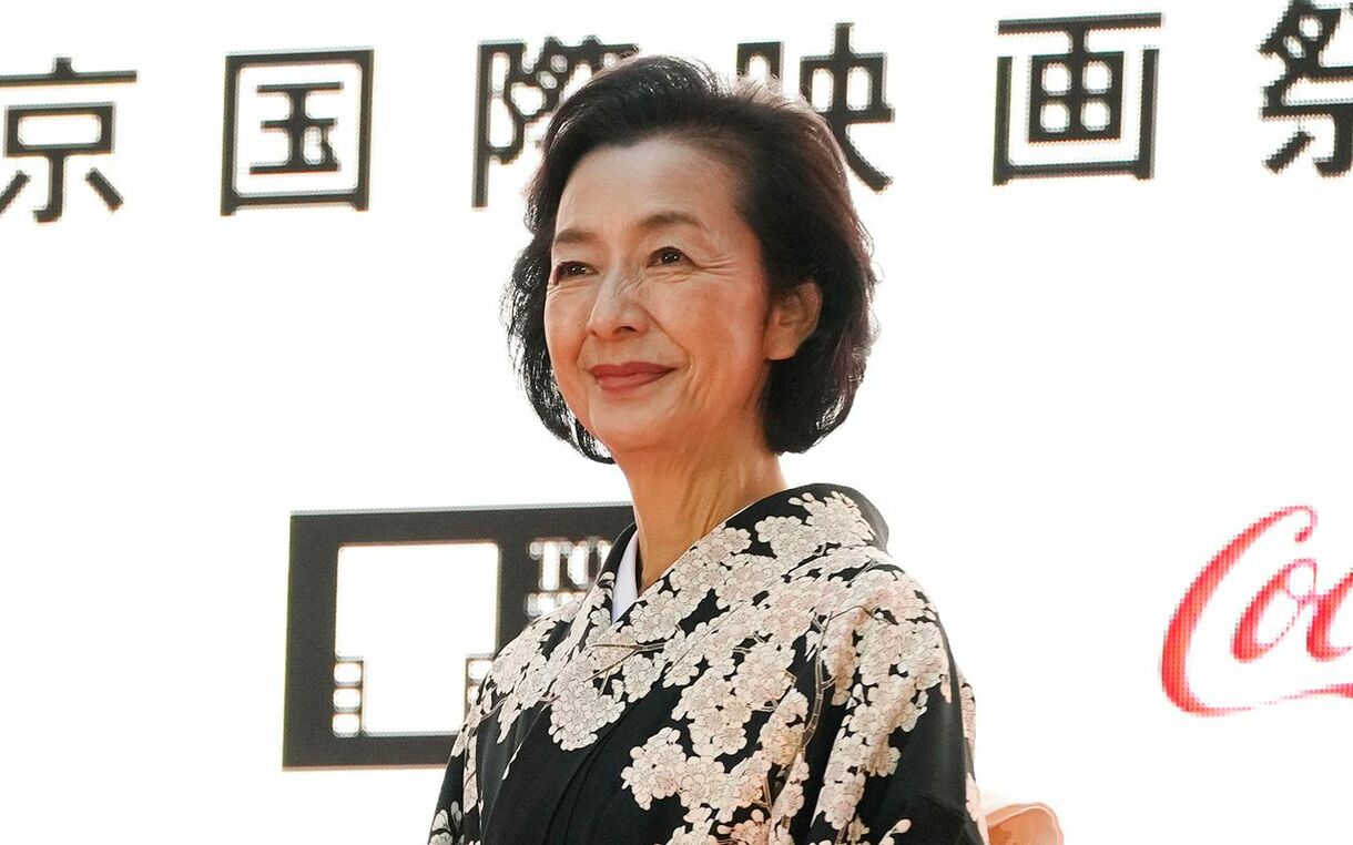高橋惠子(70)に一肌脱いだ男たち《愛の逃避行、ヌード写真、結婚》 | 週刊文春